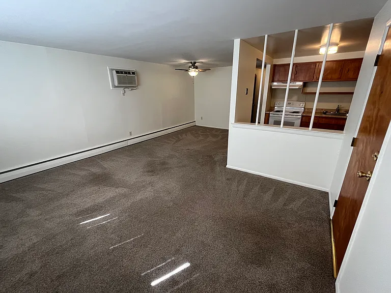 106 Starr St #A7 — Photo 3