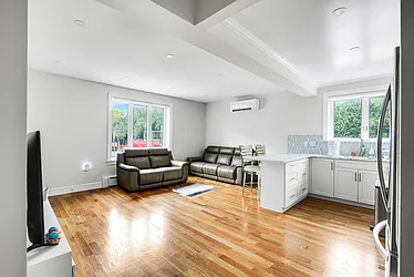 20-01 21st Street, #1A