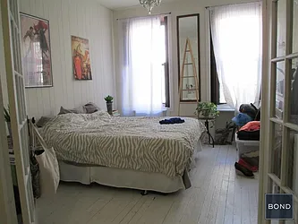 Rented by Bond New York