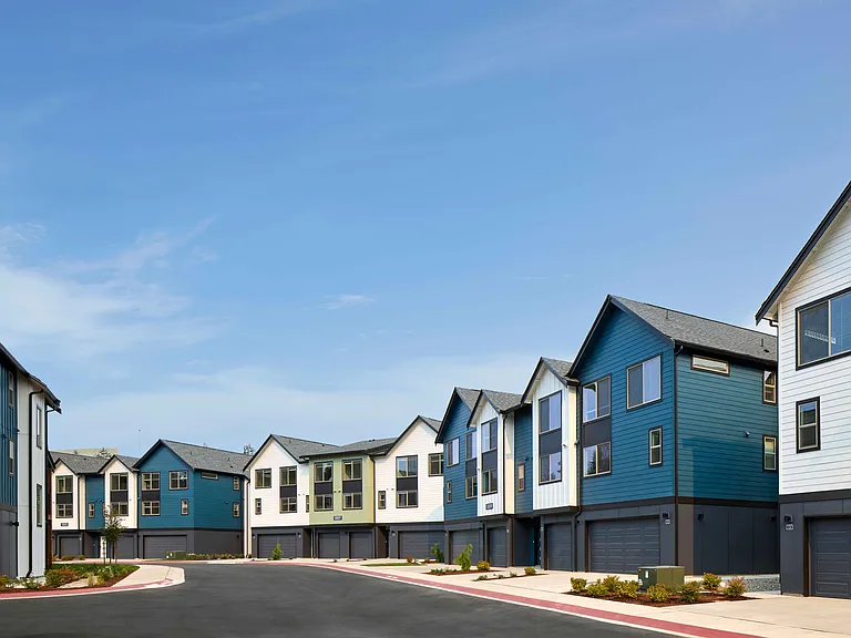 Embark At Uplands — Photo 15