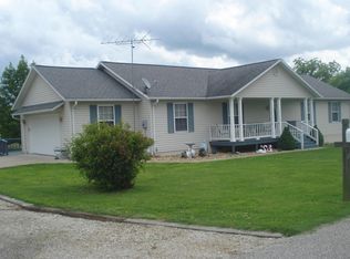 103 Riverside Dr, Hermitage, MO 65668