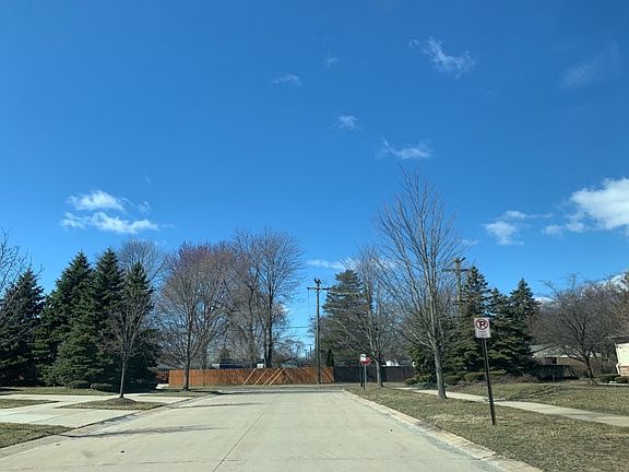 4th image of 207 Daniel Ave #8