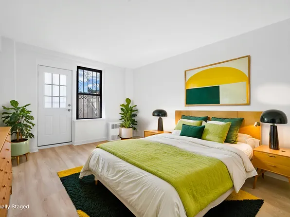 35-20 Leverich Street image 7 of 14