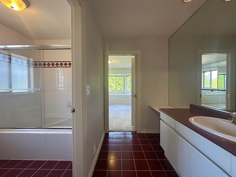 4331 Pendlebury Rd — Photo 23