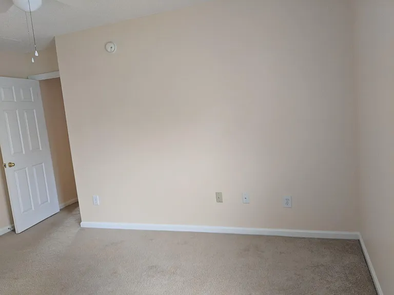 2170 S Cranbrook Ave — Photo 13