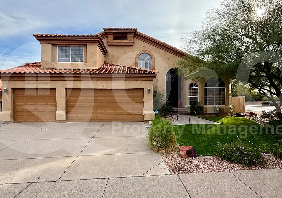 9405 E Presidio Rd