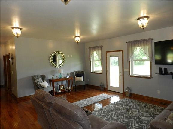 3rd image of 4257 W County Road 1100 S