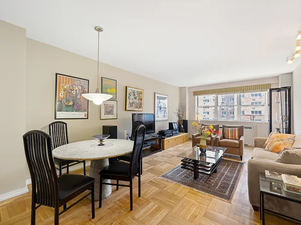 345 West 58th Street 8-D image 1 of 8