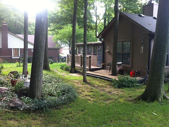 3rd image of 8459 Chateaugay Dr