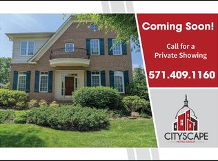 24893 Castleton Dr, Chantilly, VA 20152