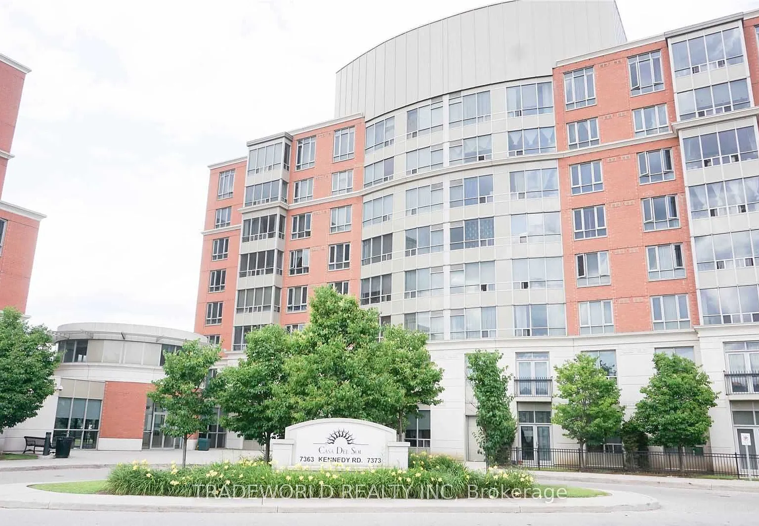 2 bed, $2,700 — Photo 1