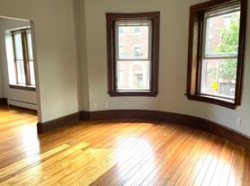 28 Montebello Rd, Jamaica Plain, MA