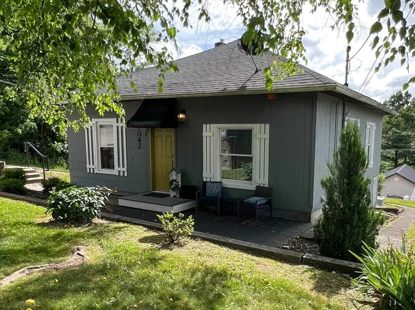 1042 N Charles St, West Baden Springs, IN 47469