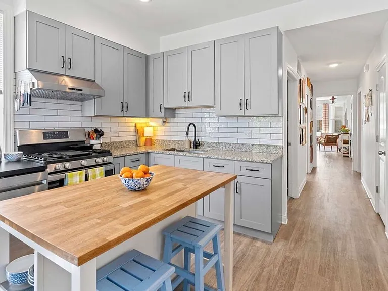 1414 W Summerdale Ave #2 — Photo 9