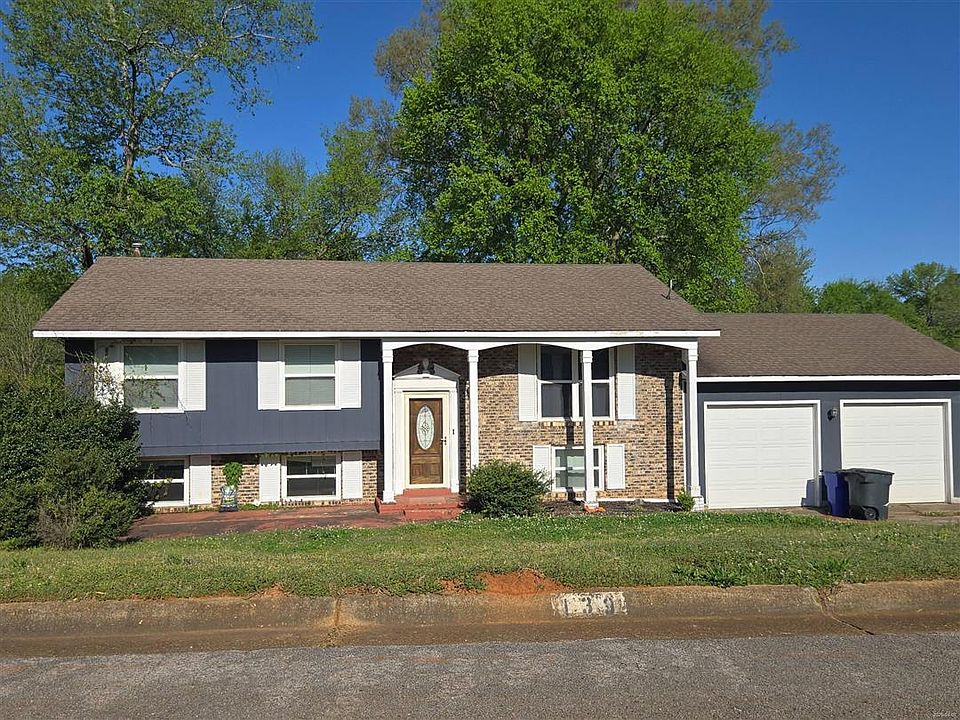 1st image of 139 Roberts St