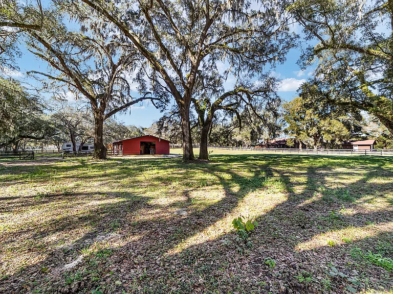11025 SW 128th Ave — Photo 55