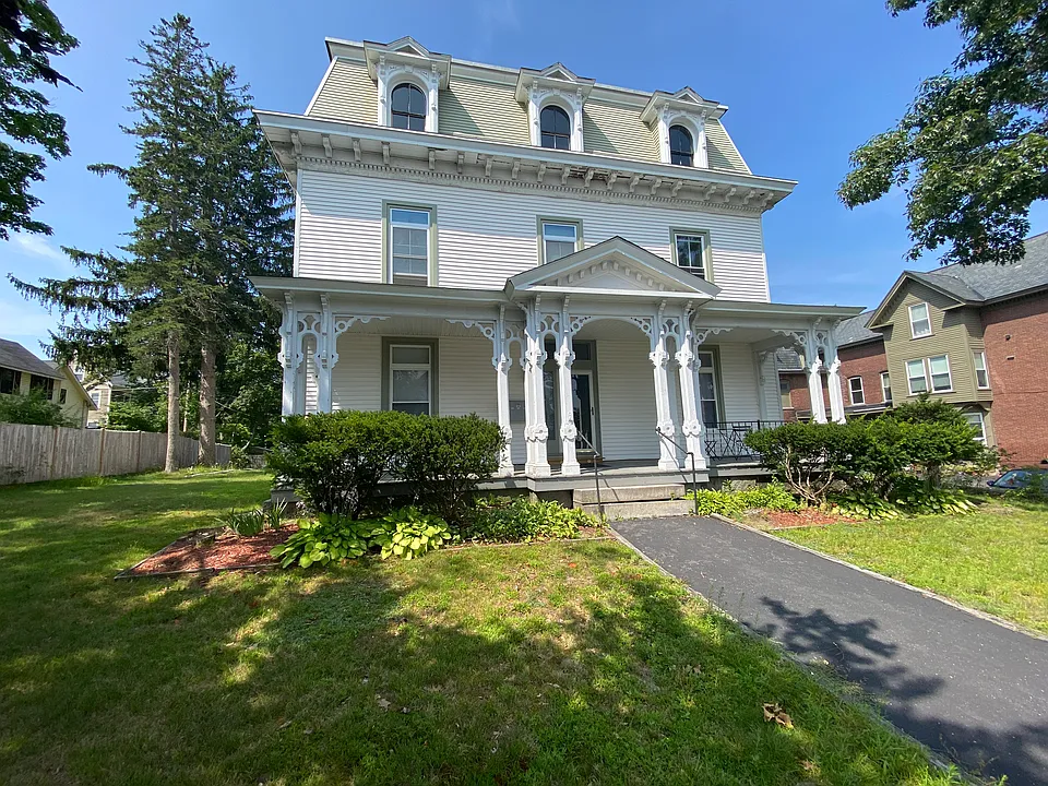 31 Merrimack St #3
