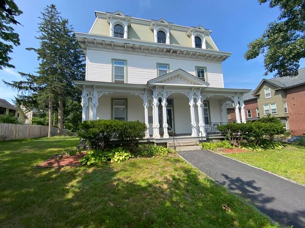 31 Merrimack St APT 3