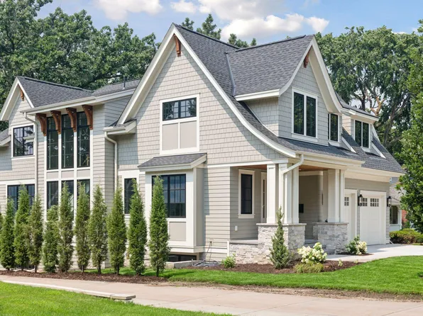 141 Benton Ave, Wayzata, MN 55391