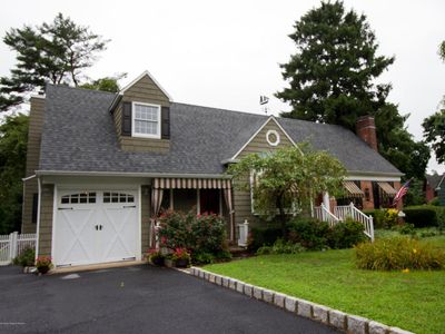 15 Carlile Ter, Little Silver, NJ, 07739
