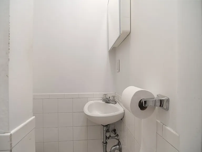 50 Columbus Ave #4B — Photo 3