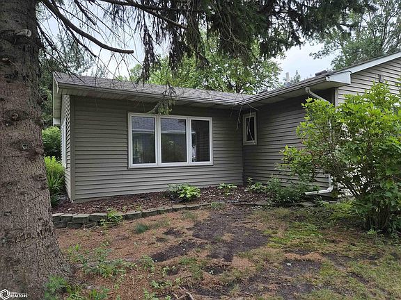 4th image of 800 S Lucas Ave