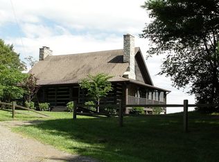 14 Hawks Ridge Trl, Fancy Gap, VA 24328