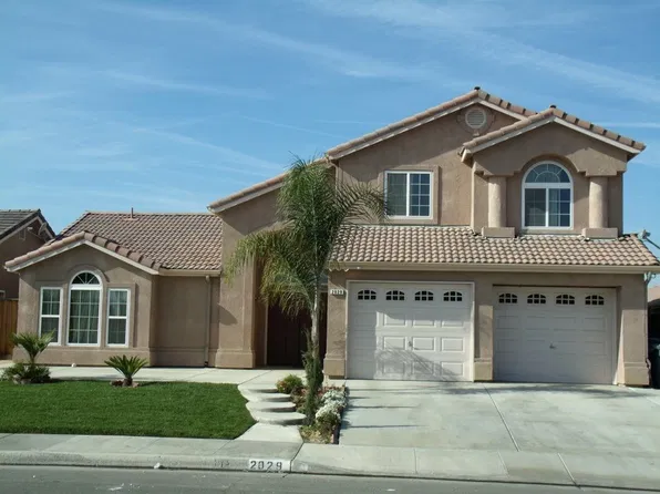 2029 Romolo St, Delano, CA 93215