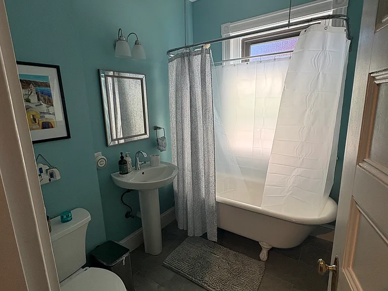 24 Beaufort Rd #3 — Photo 14