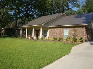 1409 Chestnut St, Crossett, AR 71635