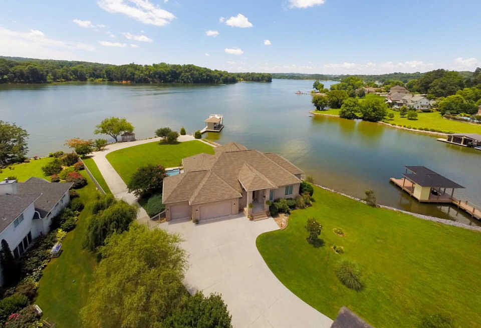 1st image of 4794 Driftwood Ln