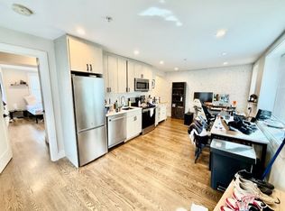 366 Hanover St APT 2, Boston, MA 02113