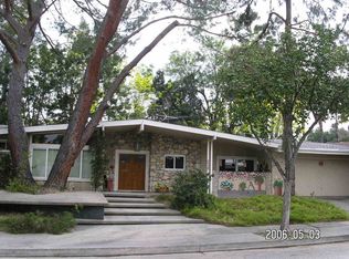 24320 Aetna St, Woodland Hills, CA 91367