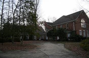 3rd image of 19 Rocky Creek Ln