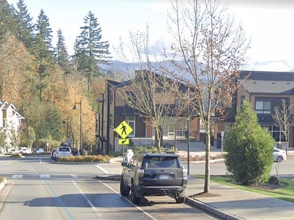 4th image of 2067 NW Talus Dr #C3