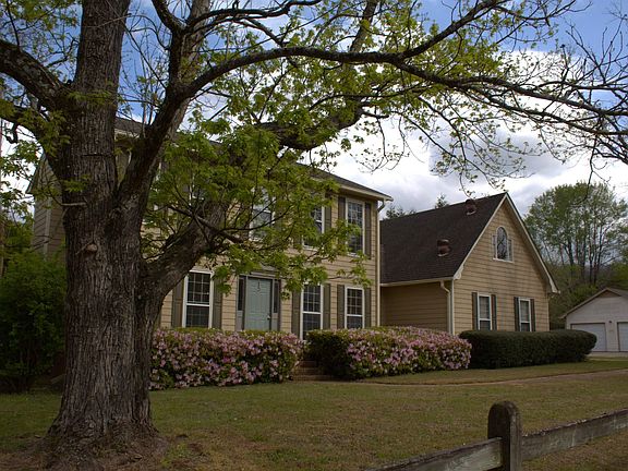 2nd image of 143 Cedar Rock Rd