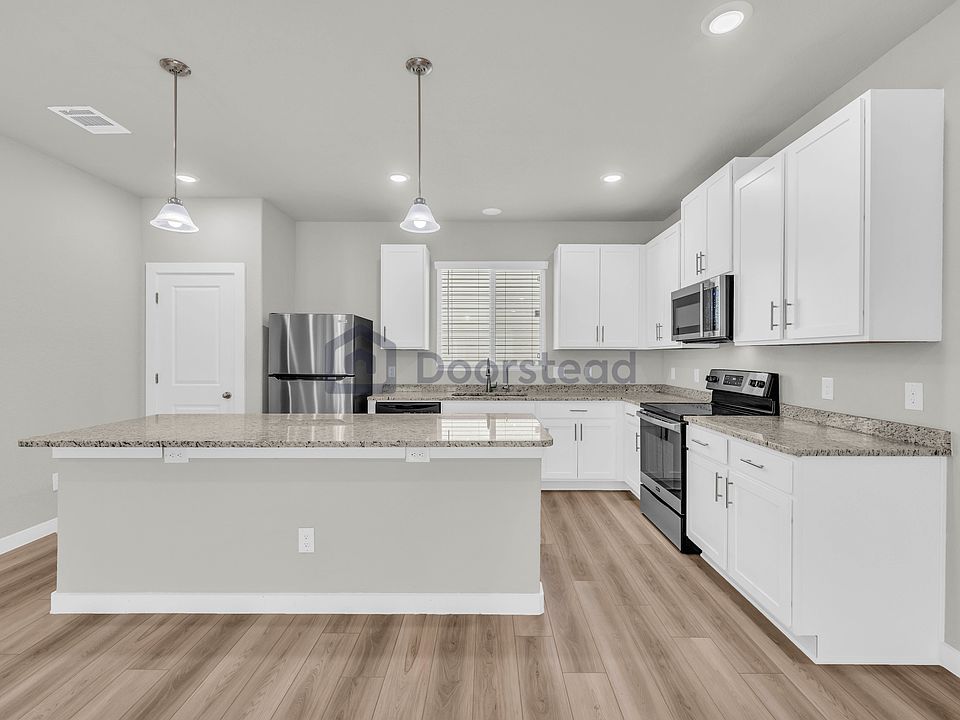1st image of 21518 Sir Walter Ln