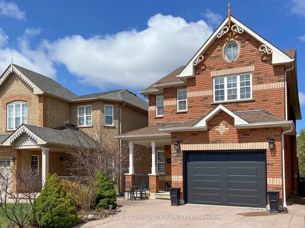 54 English Oak Dr, Richmond Hill, ON L4E 3W2