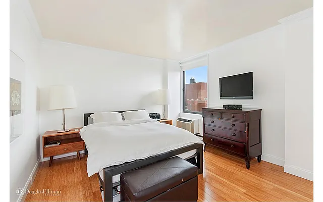 Sold by Douglas Elliman | media 3