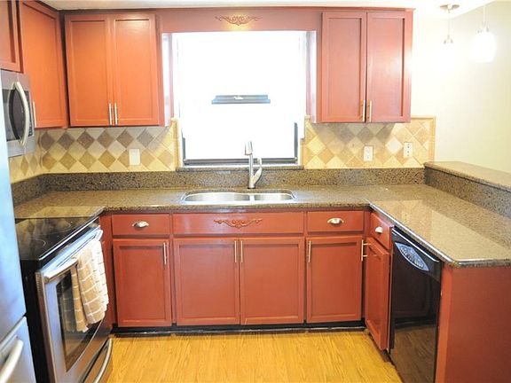 4th image of 8045 Deerwood Cir