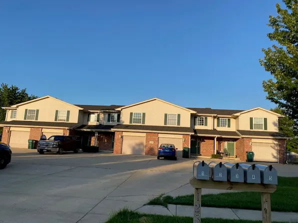 1250 Leon Way APT 4, Bourbonnais, IL 60914