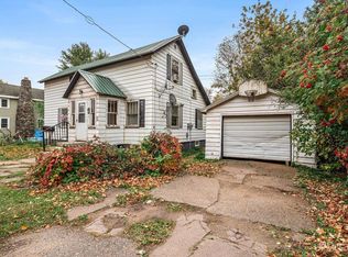 610 Bank St, Ishpeming, MI 49849