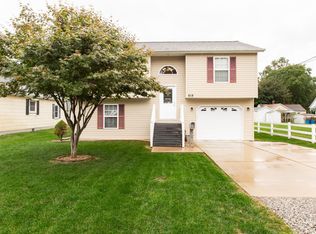 618 E Church St, Mascoutah, IL