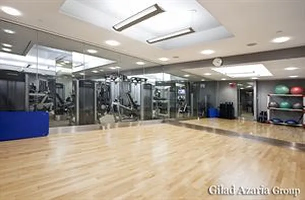 Rented by Douglas Elliman | media 31