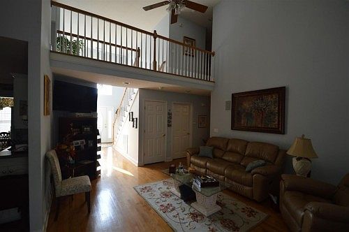 4th image of 249 Riverrun Dr
