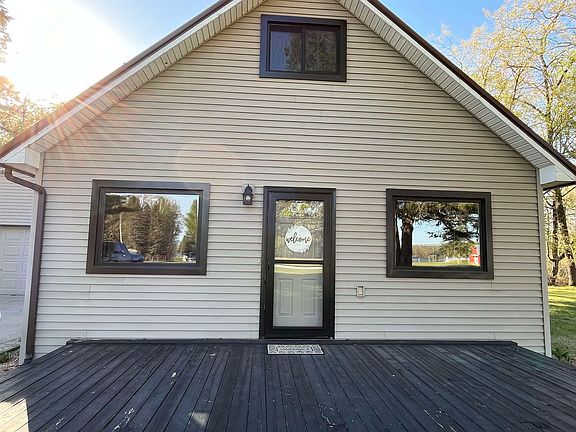 2nd image of 3340 Pinehurst Dr