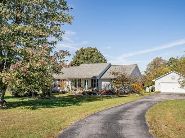1100 Deer Creek Dr, Cookeville, TN 38501