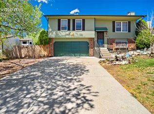 3850 Rosemere St, Colorado Springs, CO 80906