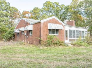 1057 Winfield Rd, Cabot, PA 16023