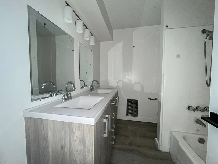12128 Ramona Ave — Photo 49